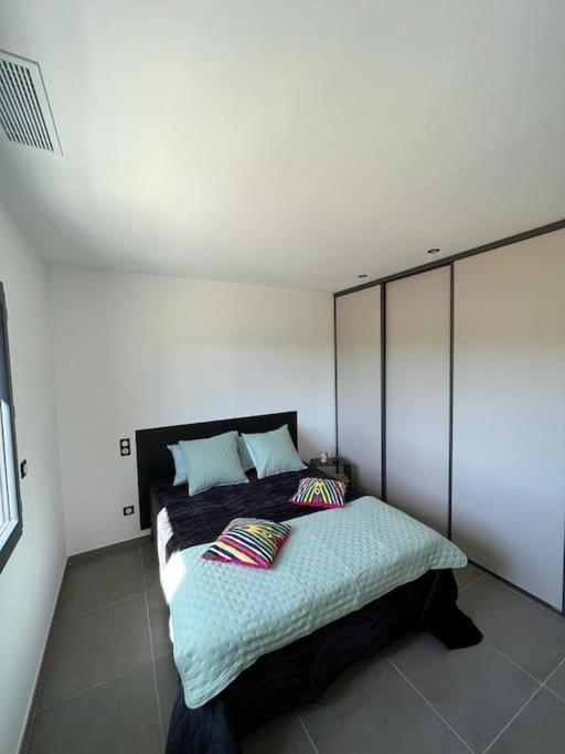 Logement Neuf-Ghisonaccia Centre, A 5Min De La Mer 外观 照片